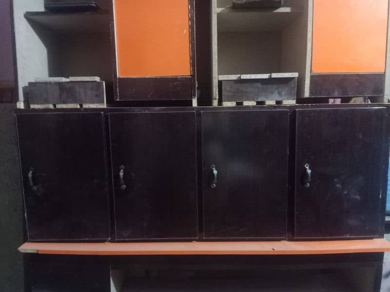 new 4 cabinets 1