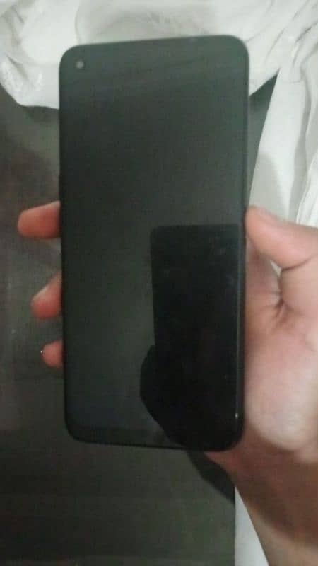 Aoa I am selling my oppo a76 which has zero scratch and no dent 0