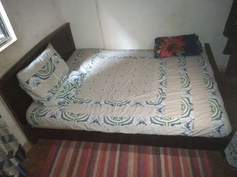 Double bed with mattress in great condition 1