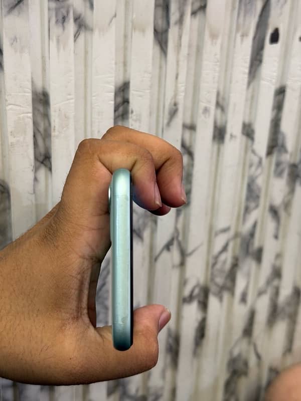 IPhone 11 Green Colour 128 Gb Factory Unlock 1