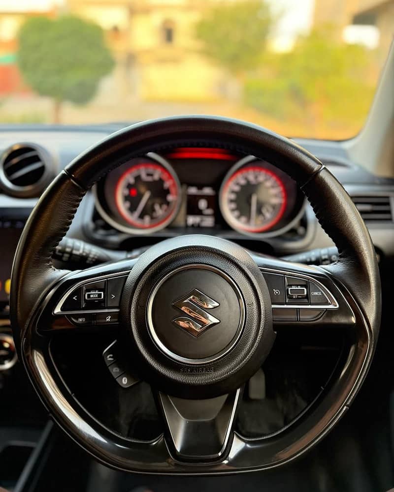 Suzuki Swift GXL CVT 2022 1