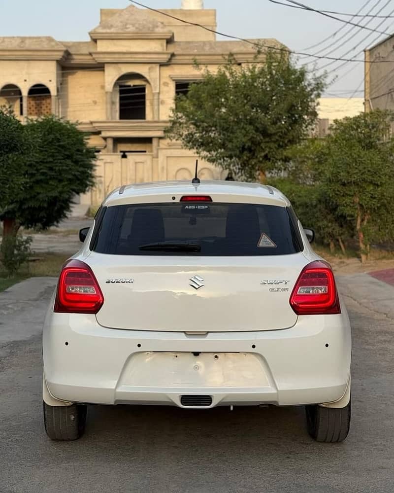 Suzuki Swift GXL CVT 2022 4
