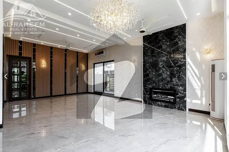 1 KANAL BRAND NEW SPLENDID HOUSE FOR SALE ON TOP LOCATION OF DHA 6