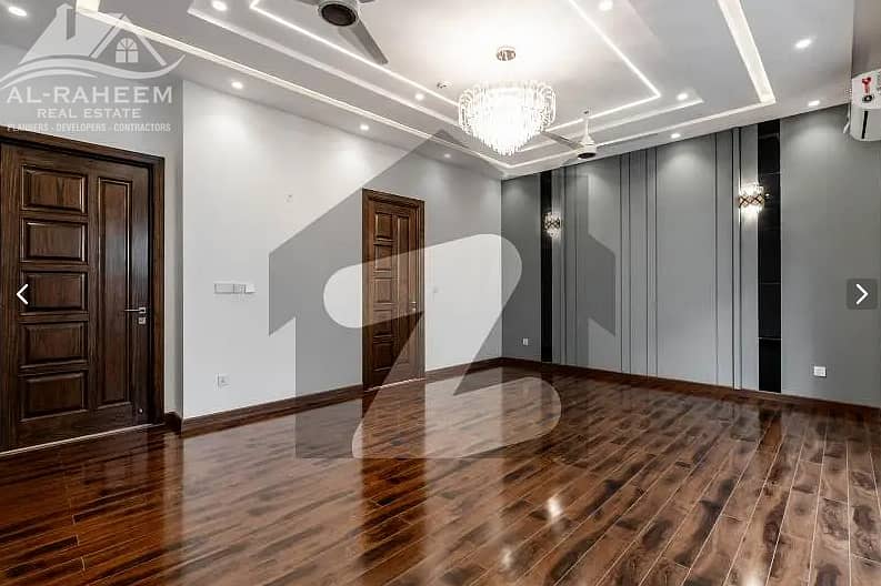 1 KANAL BRAND NEW SPLENDID HOUSE FOR SALE ON TOP LOCATION OF DHA 16