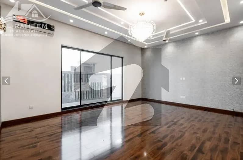 1 KANAL BRAND NEW SPLENDID HOUSE FOR SALE ON TOP LOCATION OF DHA 17