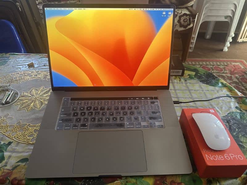 MacBook Pro-16 (2019) condition 10/10 *Quick Sale* 0