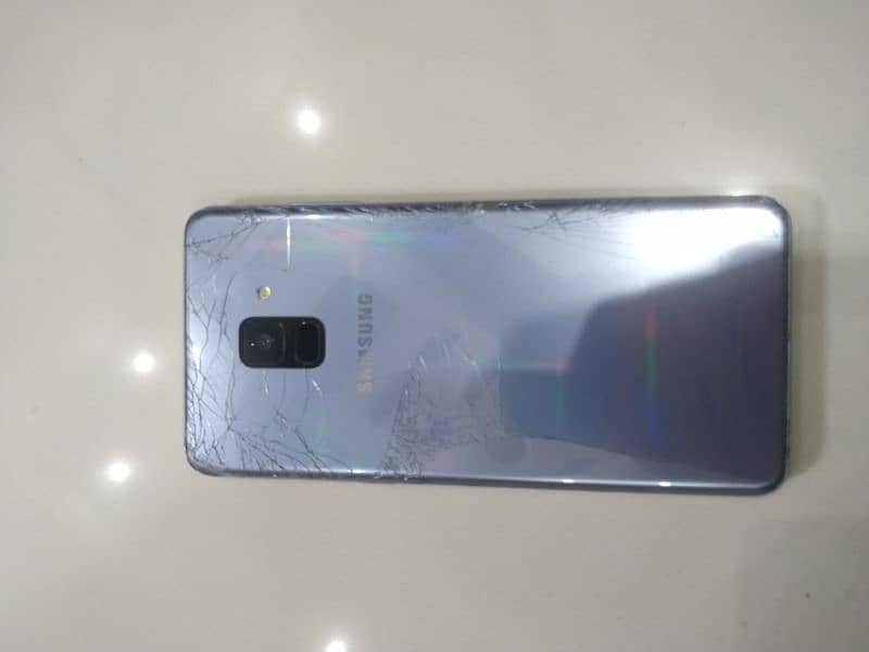 Samsung A8+ Non Pta 4/64 gb 1