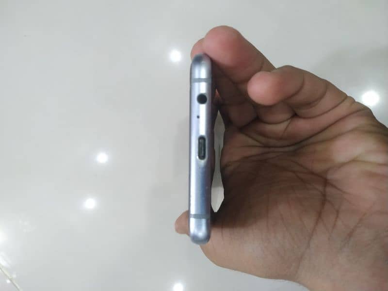 Samsung A8+ Non Pta 4/64 gb 5