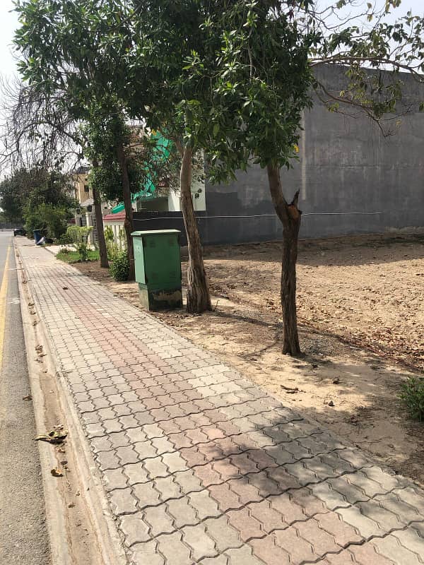 10 MARLA PLOT FOR SALE AT REASONABLE PRICE 0
