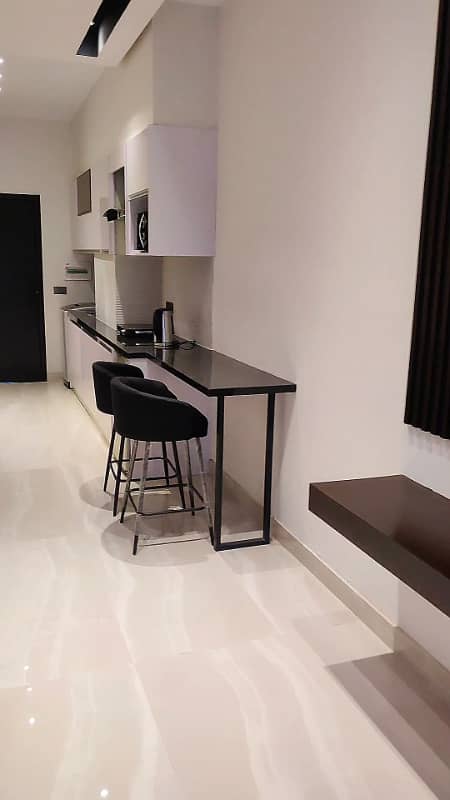 Luxury Fully-Furnished Studio Apartment in Gulberg Lahore Possession in Just 3-4 Months! 4
