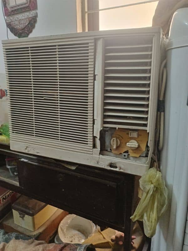 Window AC 0.75 Tons 0