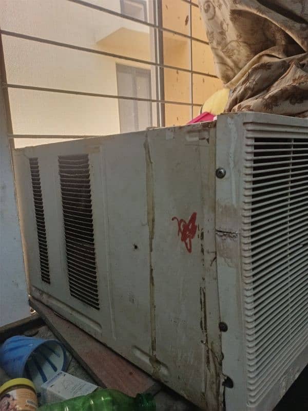 Window AC 0.75 Tons 2
