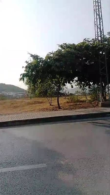 Outstanding Location Plot For Sale On Main Eiffel Commercial Road Bahria Phase 8 Rawalpindi 3