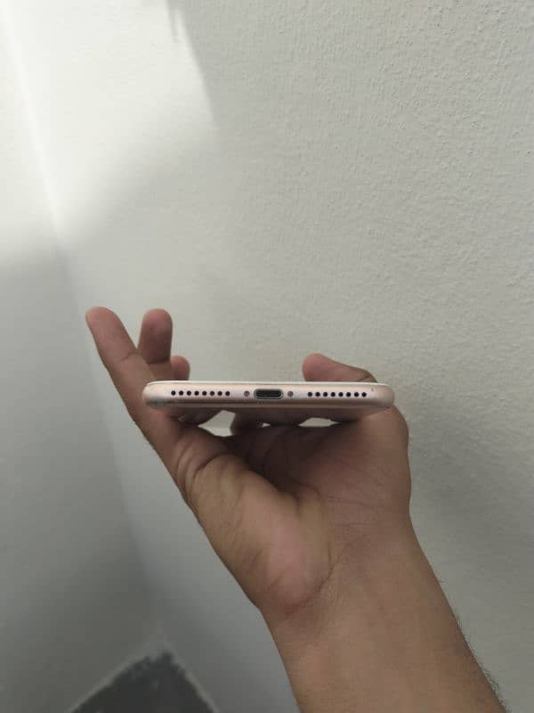 iphone 8 plus PTA approved 64 GB for sell 3
