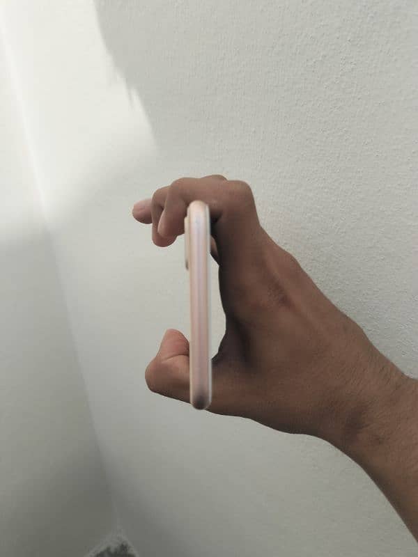 iphone 8 plus PTA approved 64 GB for sell 4