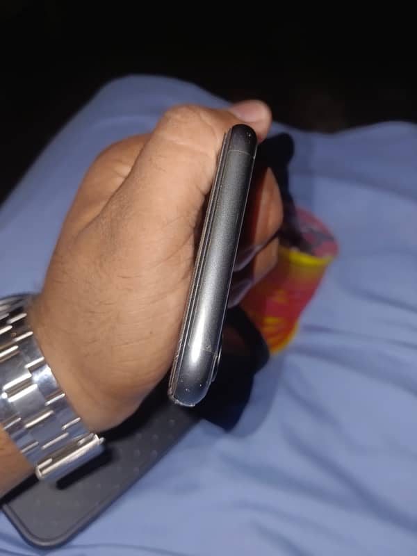 iPhone 11 factory unlock zong sim glitch 4