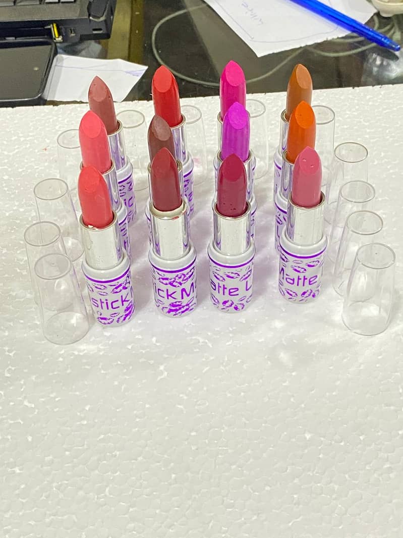 lipstick / Matte Finish Cream Lipstick Set / Maskara 2