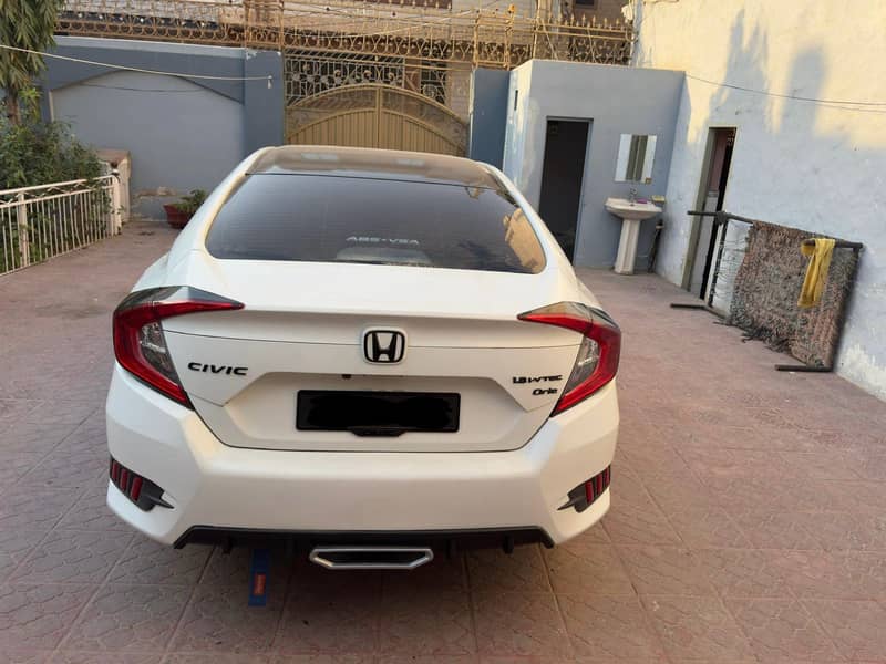 Honda Civic VTi Oriel Prosmatec 2017 1.8 white meter 1