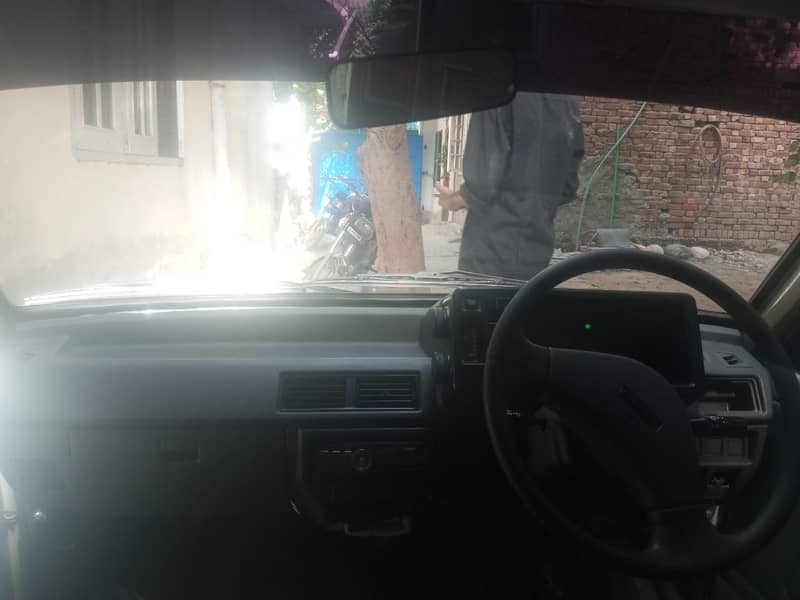 Suzuki Mehran VXR 2017 7
