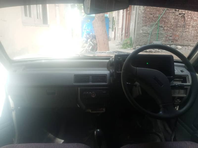 Suzuki Mehran VXR 2017 12