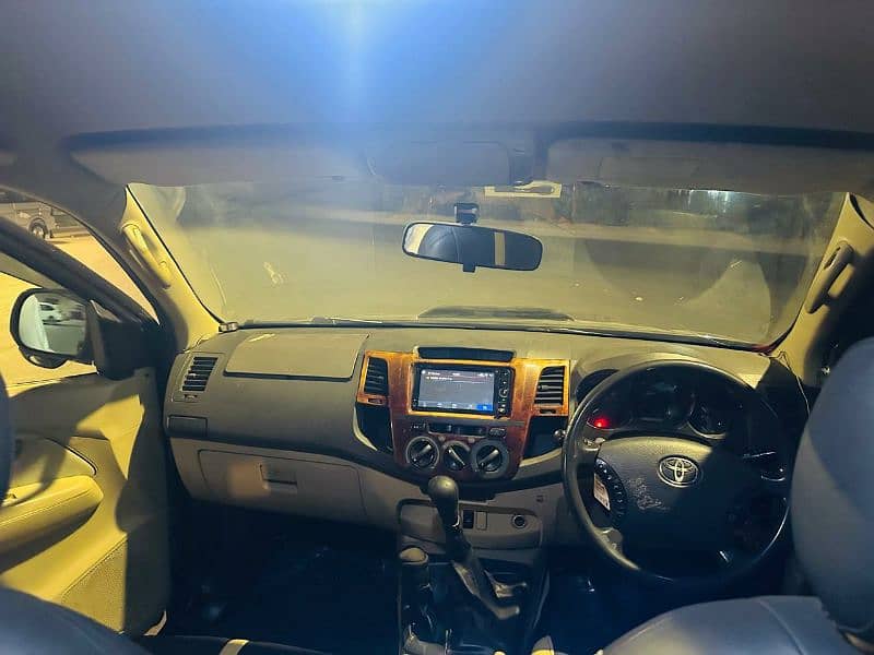 Toyota Hilux 2007 10