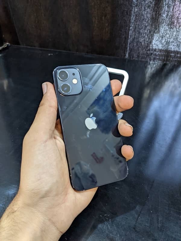 Iphone 12 mini FU (only exchange with 12pro) 4