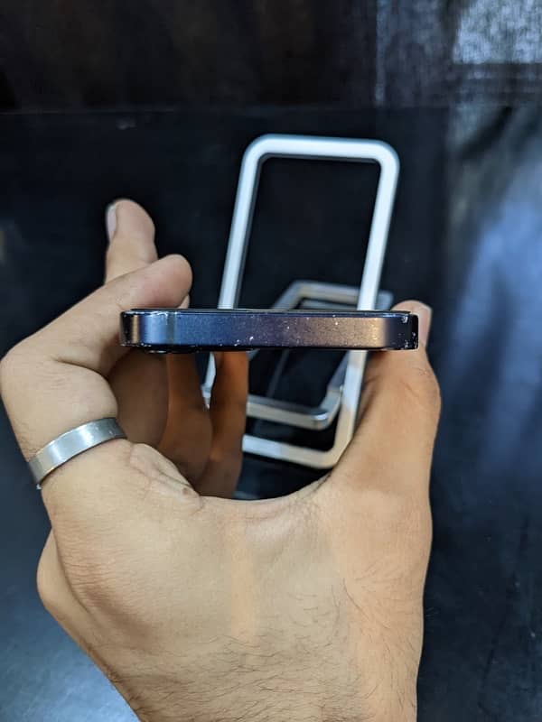 Iphone 12 mini FU (only exchange with 12pro) 5