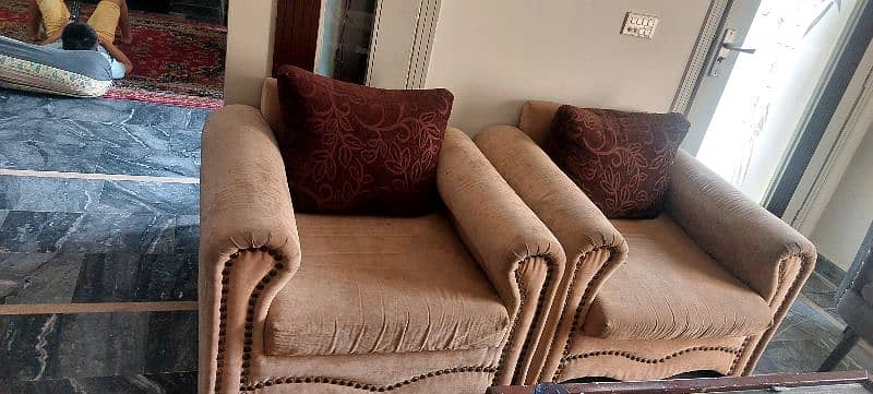 2 Double beds , sofa 7 seater , Center table 9