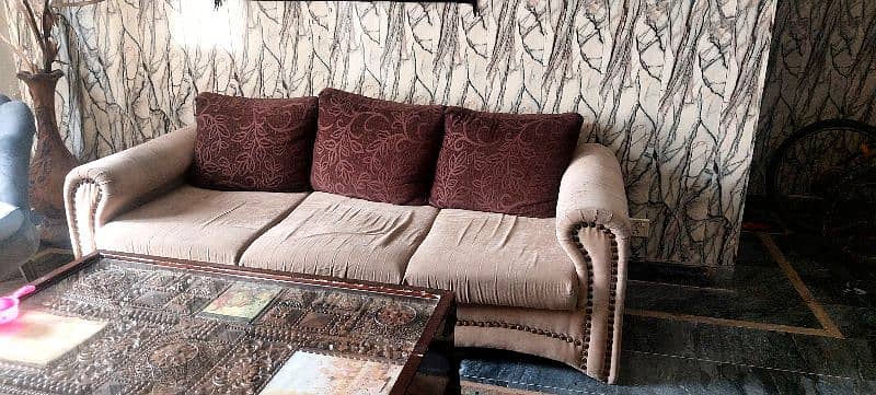 2 Double beds , sofa 7 seater , Center table 10