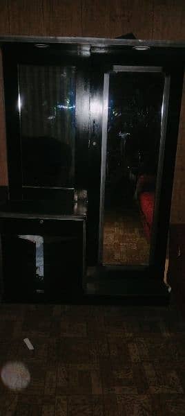 Wardrobe for aale 5