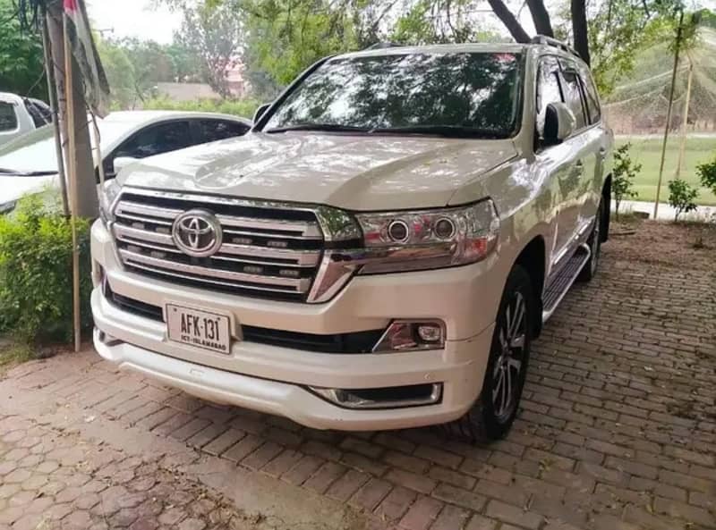 Lahore rent a car ,Landcruisor v8, prado, Fortuner, Corolla , Civic 5