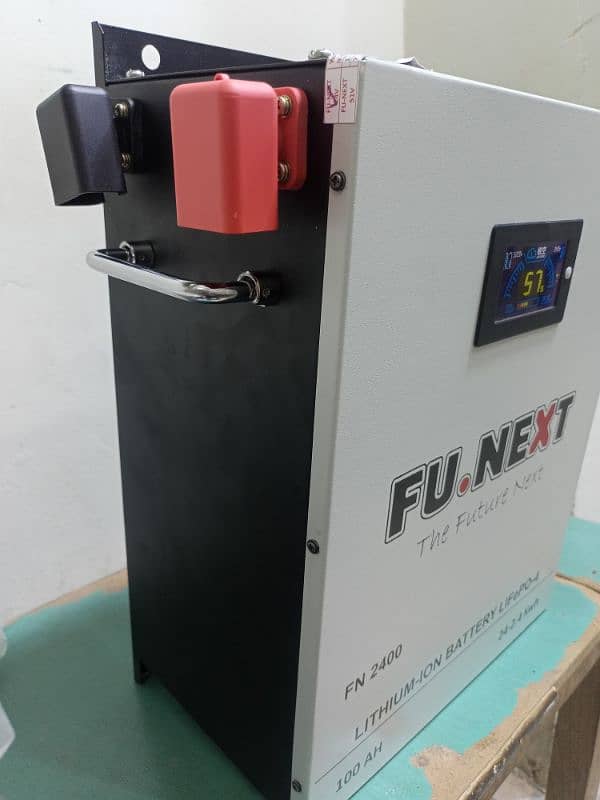 24V 100/200Ah LITHIUM PHOSPHATE BATTERIES 4