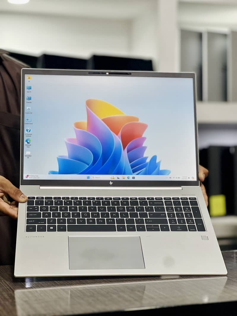 Hp Elitebook 860 G9 | I5 12 | 16 GB DDR5 16 Inch 3