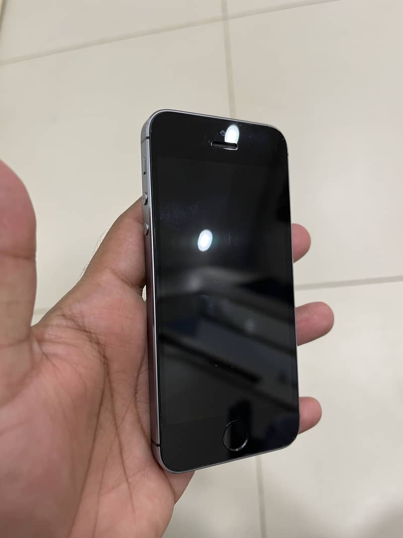 IPhone 5s non pta 10/10 condition 3