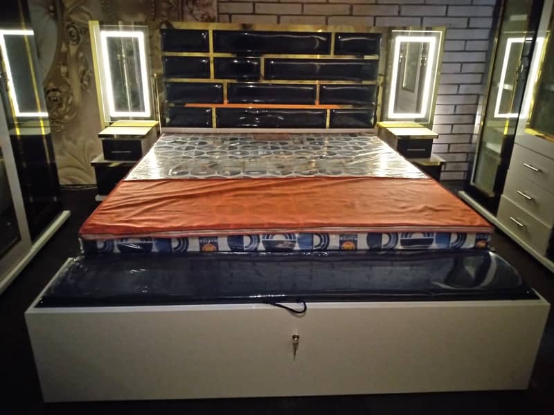 Acrylic bed room set 0