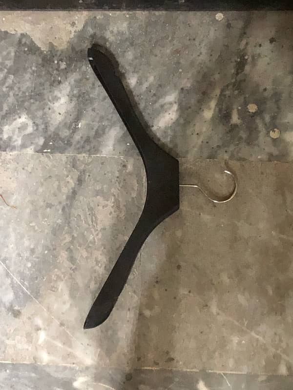 Moving Plastic hanger 0