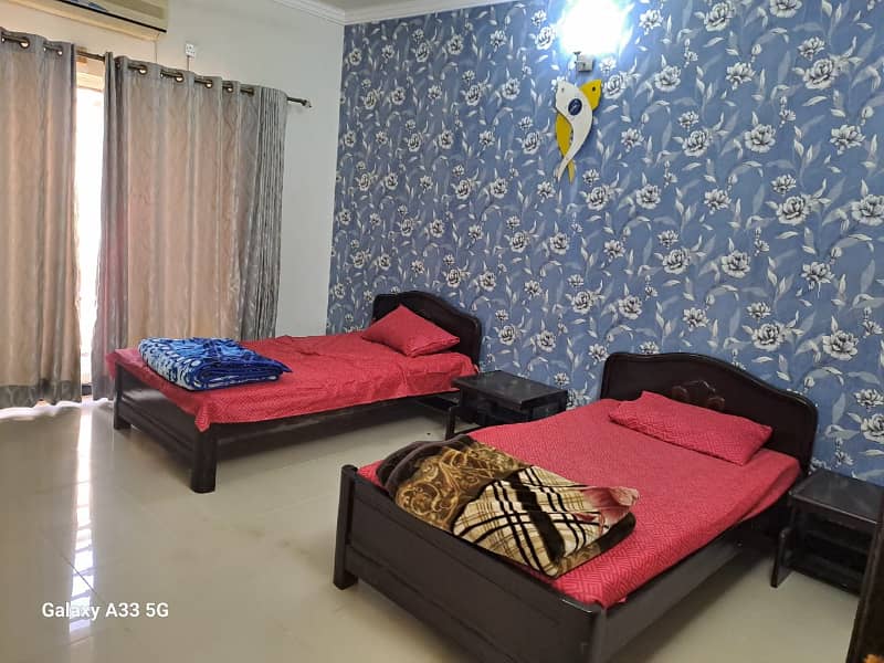 10 Marla fully furnished house available for rent bahria town phase 5 Rawalpindi 2