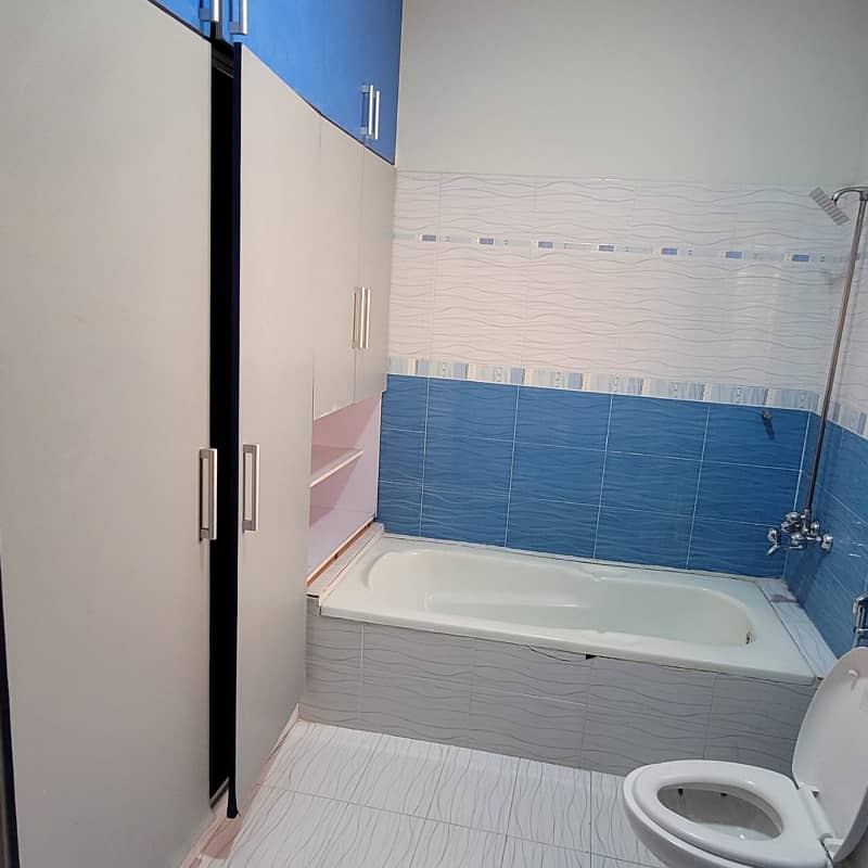 10 Marla fully furnished house available for rent bahria town phase 5 Rawalpindi 13