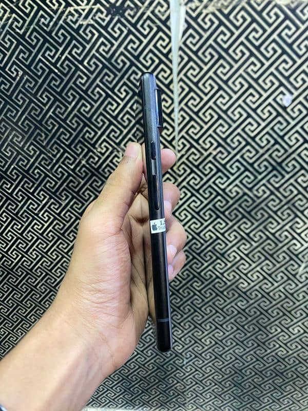 Google pixel 6 4