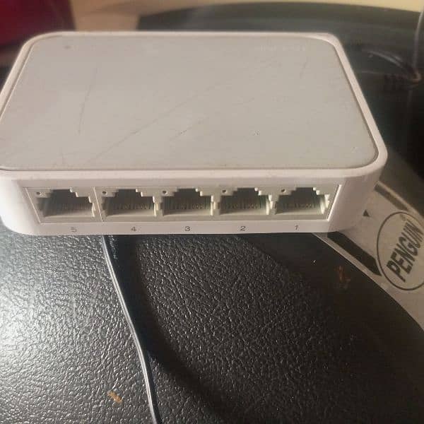 Tp link 4 Port switch 0