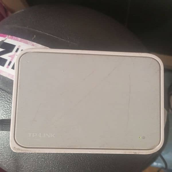 Tp link 4 Port switch 2
