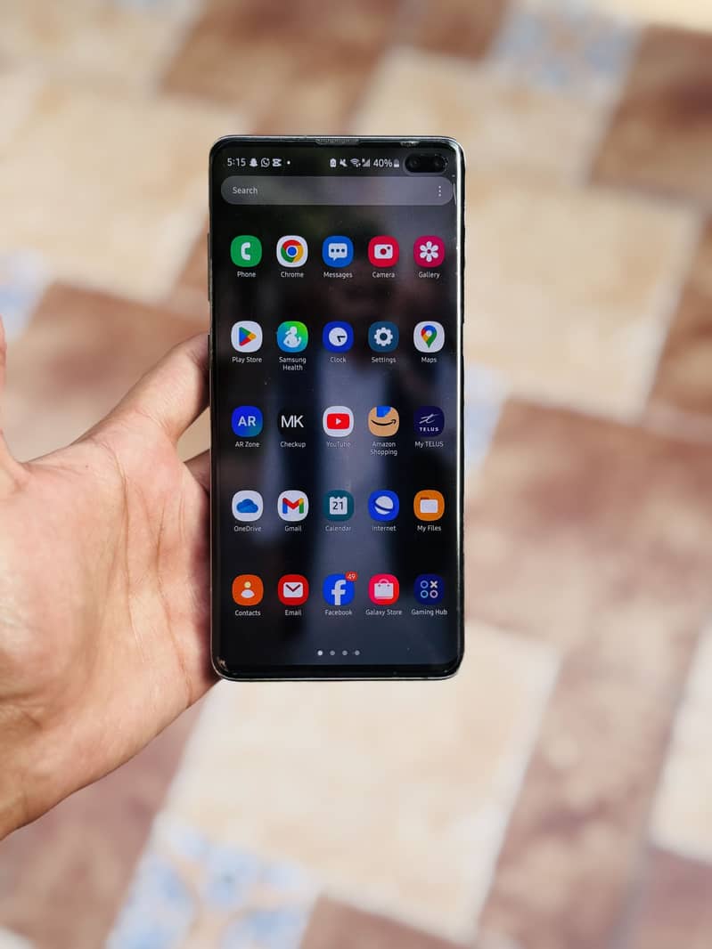S10 Plus 1