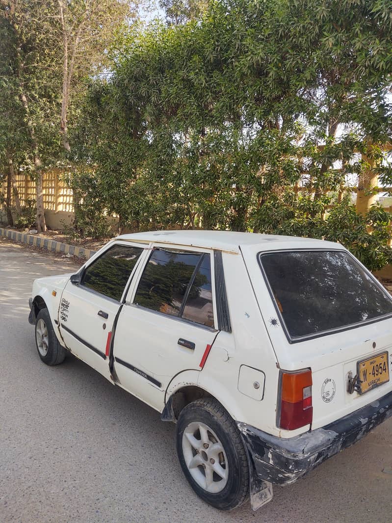 Daihatsu Charade 1986 3