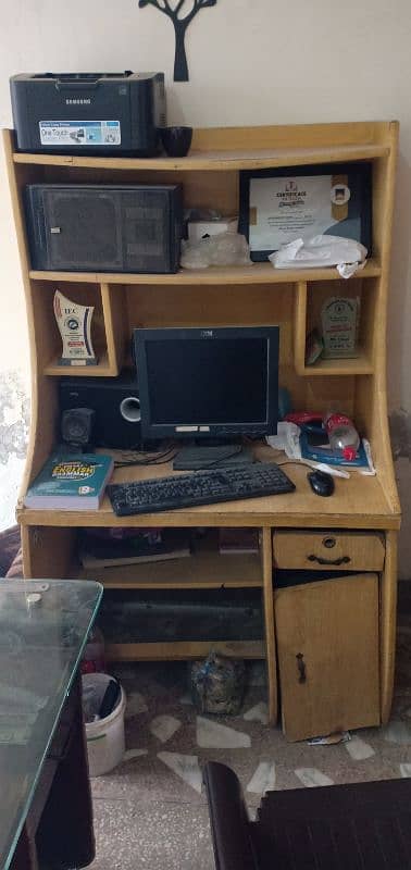 computer Almari 0