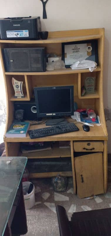 computer Almari 1