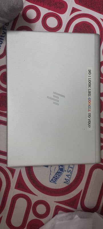 hp elite book  840 G5 . . . . 8/256. . . . . core i5 8gen 0