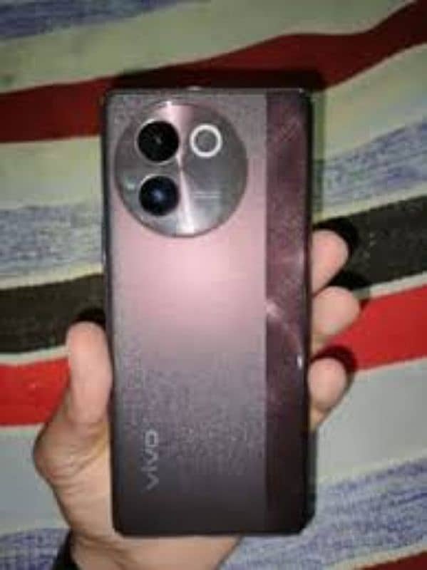 vivo v30e 8+256 10/9 Condition Complete Box With 1.5 month Warranty 2
