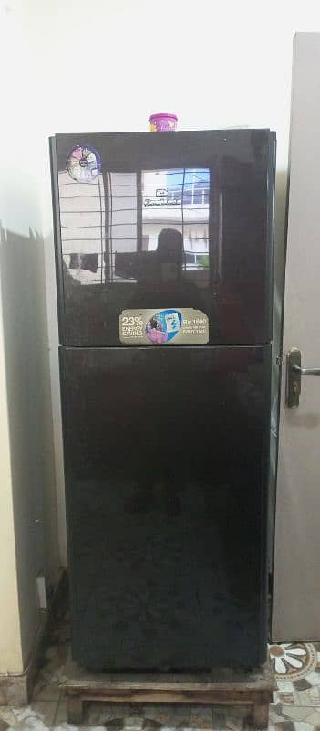 Dawlance refrigerator, 2 door, reflector, low voltage 23% 0