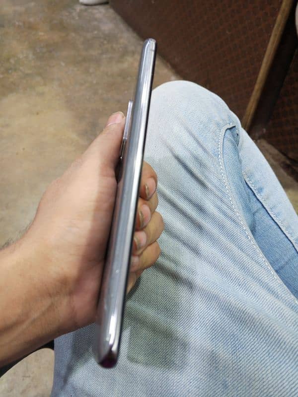 mobile used  may  ok hay 4