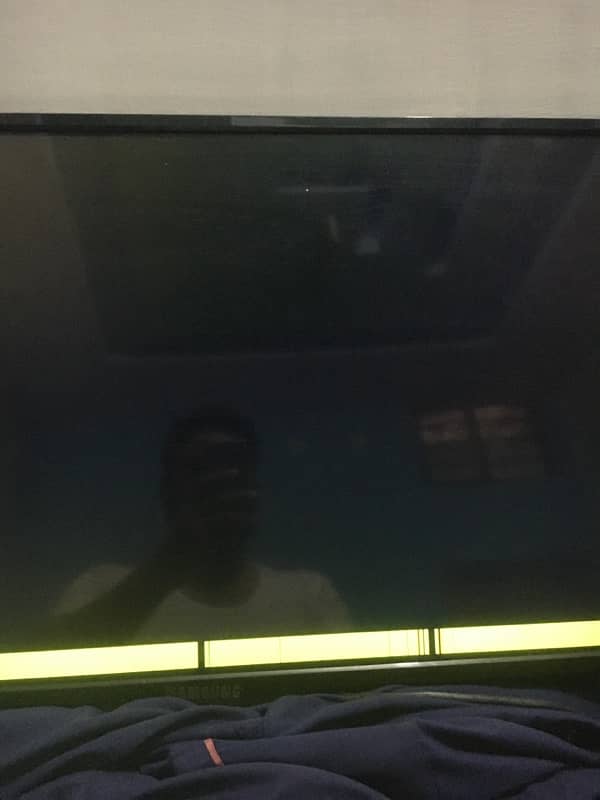 Samsung led 32” read ads plz 0